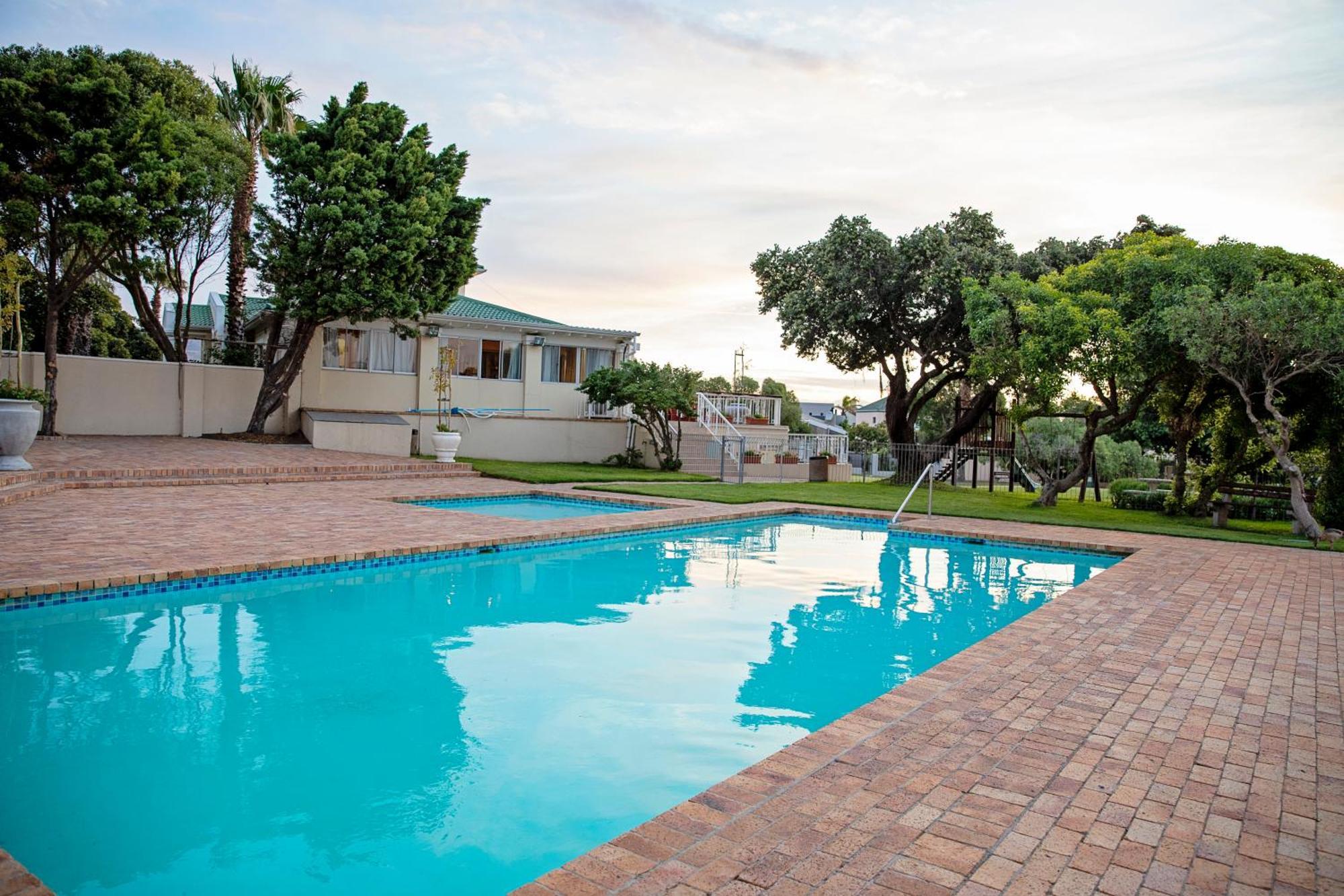 Laguna K60 - Greenways Golf Estate On Sea Apartment *
