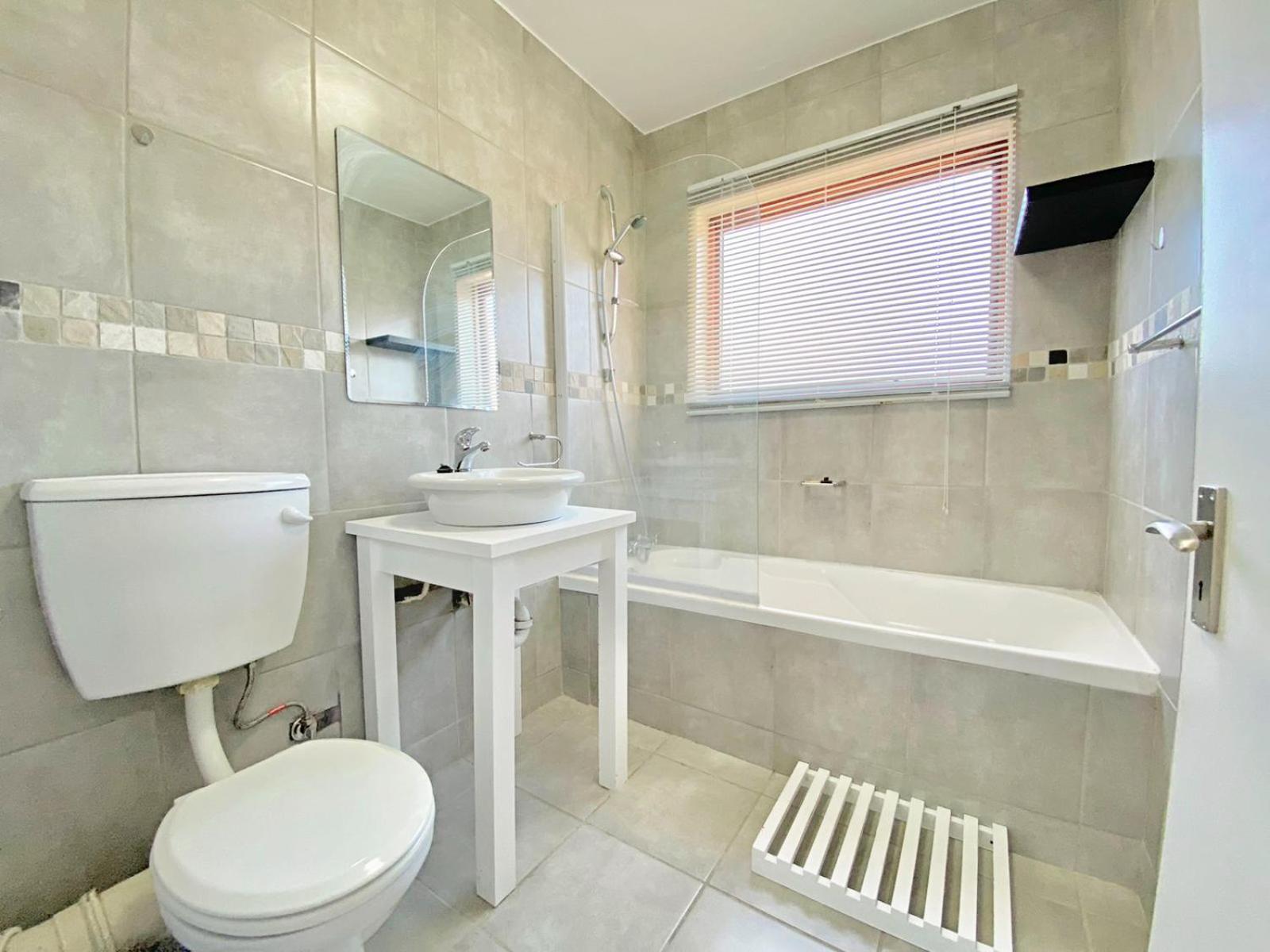 Laguna K60 - Greenways Golf Estate On Sea Apartment Cape Town
