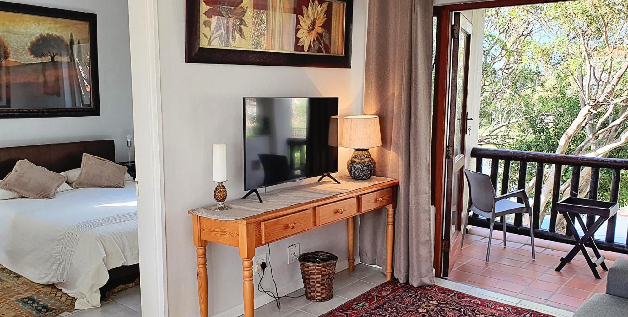 Laguna K60 - Greenways Golf Estate On Sea Apartment Cape Town